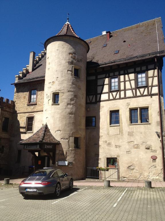 Schlosshotel Hoefingen レーオンベルク エクステリア 写真